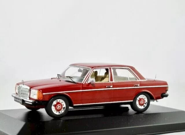 Mercedes 240D W123 1976 1985 Dark Red Ixo Clc443N 1:43 Mk4 Die Cast Metal Benz 3