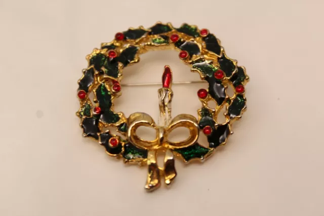 Vintage Goldtone Red Green Enamel Rhinestone Christmas WREATH Candle Brooch Pin