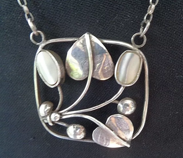 SUPERB LARGE Stg. Silver Mother Of Pearl Art Nouveau Pendant h/m 1994 Edinburgh