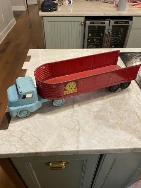 Vtg 1960’s STRUCTO 20in Pressed Steel Structo Farms Semi Truck Hauler Trailer