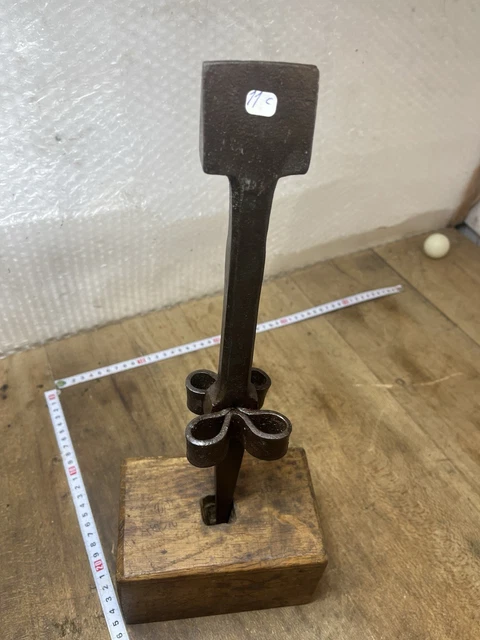ANCIEN TASSEAU A BORDER DE FERBLANTIER outils Ancien Old Tool tinsmith