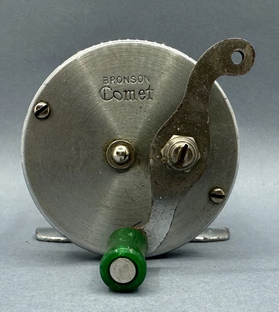 Vintage Bronson Scout 902 Fishing Reel Vintage Bronson Scout 902 Fishing Reel