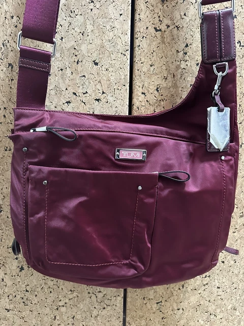 TUMI Voyager Sumatra crossbody bag UNISEX travel In Garnet