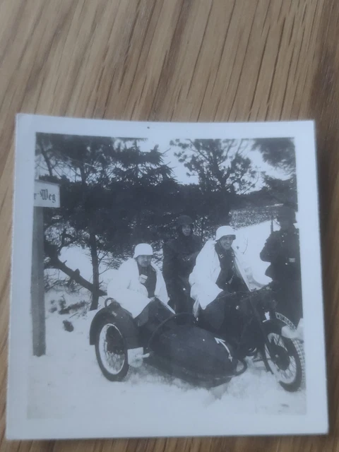 Wk2 foto wehrmacht Soldat Motorrad Krad Kradmelder Front Winter Schnee tarn camo