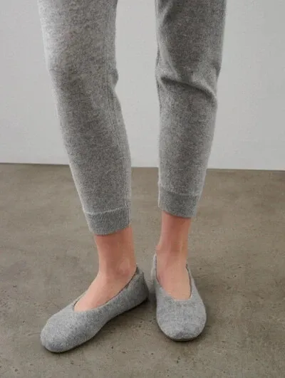 New White + Warren Cashmere Ballet Slippers Size 7-8 Grey