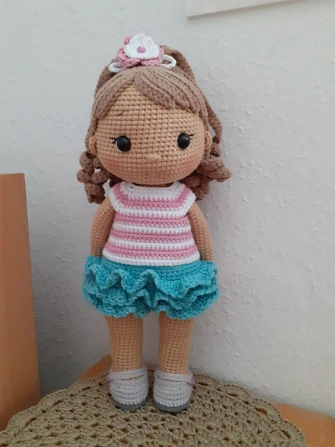 Amigurumi Puppe gehäkelt Handarbeit Handmade Spielzeug Geschenk