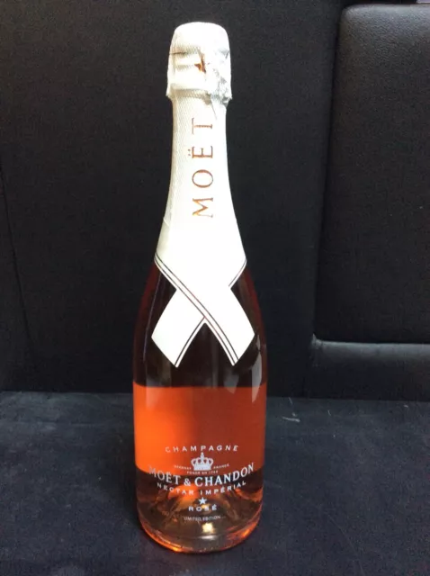 Buy Moët & Chandon Nectar Impérial Rosé by Virgil Abloh - The Best