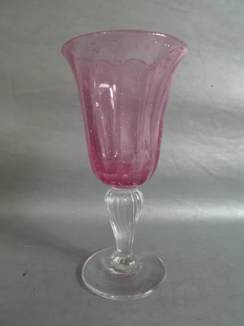 Verre à pied en pâte de verre soufflée Didier Saba Verrier d'Art à Biot