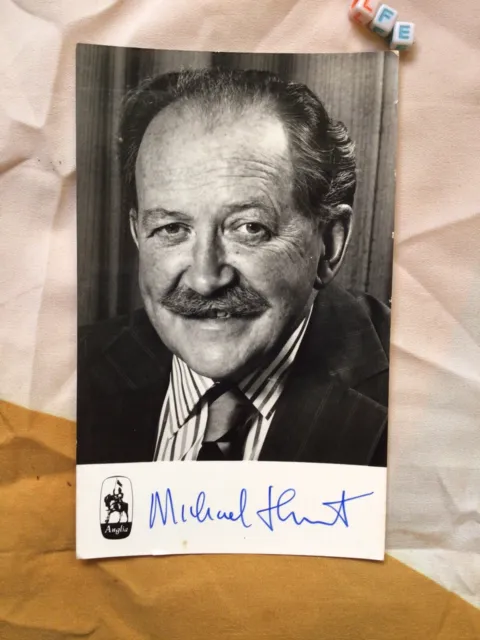 Vintage Anglia Weatherman Michael Hunt Photo Card Autograph Signed Genuine