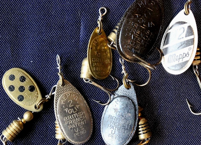 lot 8 ancien leurres cuillers MEPPS lure vintage fishing antique + boite