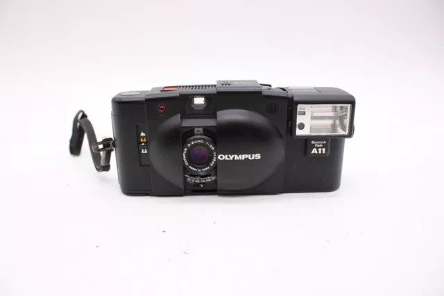 F Vintage Olympus XA2 Point & Shoot Film Camera W/ Electronic A11 Flash