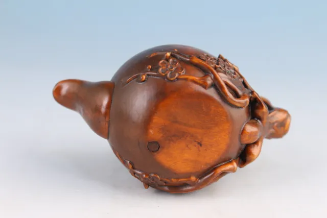 chinese old Boxwood Handwork cast Statue tea pot pet netsuke hand piece 3