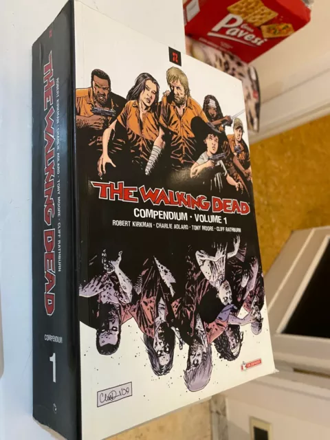 The Walking Dead - Compendium Volume 1  - Saldapress