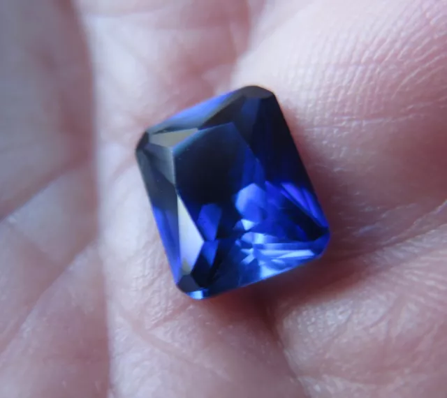 SAPHIR VERNEUIL BLEU ROYAL 6x8 mm qualité joaillerie 3