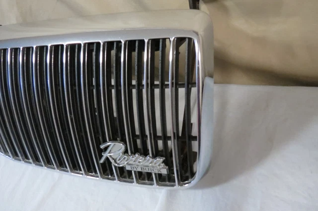 ✅ 91 92 93 1991-1993 Buick Riviera Front UPPER Grill Emblem Chrome Hood Lock OEM 2