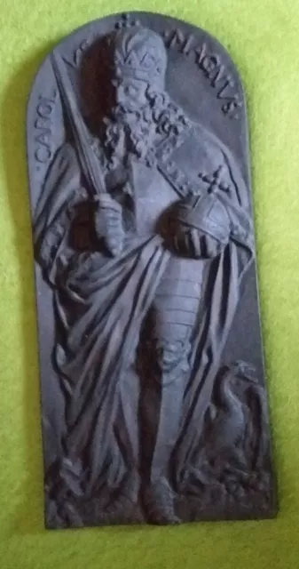 Großes  Relief Karl der Große Eisenguß