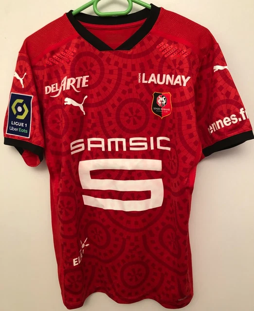 Puma dévoile le nouveau maillot domicile du Stade Rennais pour la saison 2022-2023 - Sport Buzz