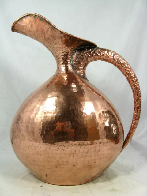 Well shaped / formschöne Egidio Casagrande copper / Kupfer Vase Italy  No.17