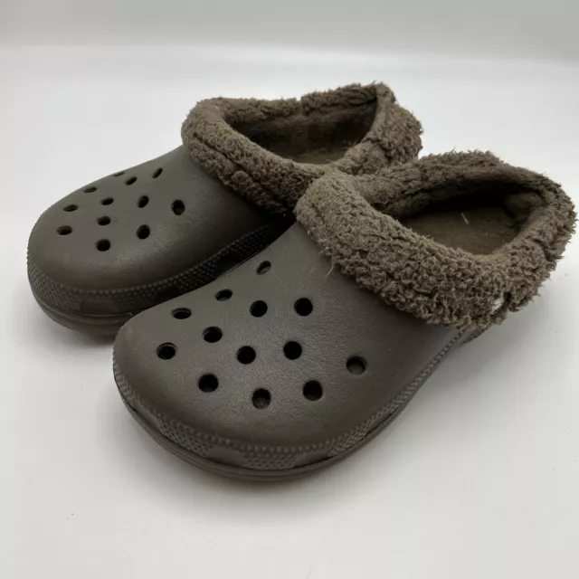 Crocs blitzen polar fleece clog hot sale