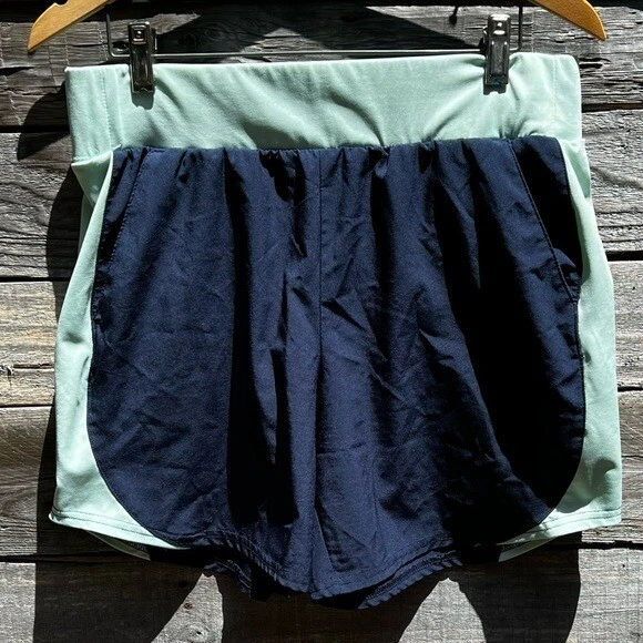 🌻Tek Gear Multi-Purpose Blue & Mint Midrise Shorts Size Medium