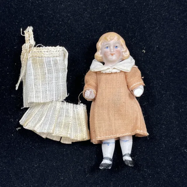 Antique GERMAN Porcelain Bisque Doll 3.25”Dollhouse Jointed Limbs Clothes *read