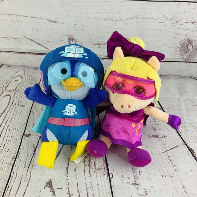 Disney Junior Muppet Babies Hero Miss Piggy And Summer Penguin Plush Dolls
