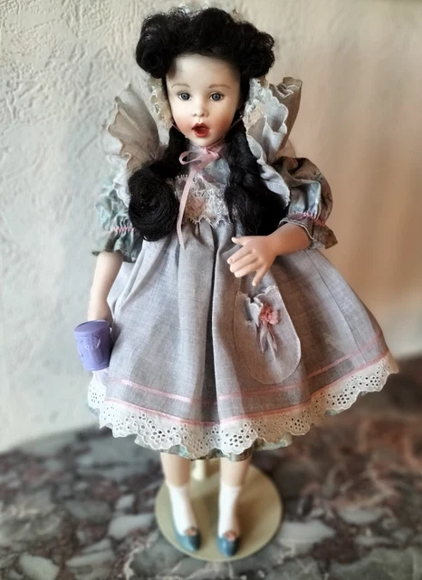 POUP E FRANKLIN HEIRLOOM Mary Mary 40cm de 1988 artiste Helen