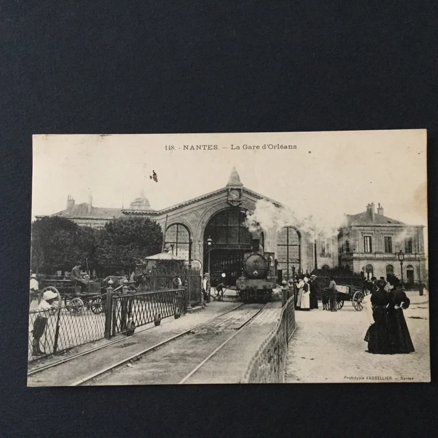 CPA 44 NANTES LA GARE D'ORLEANS (dos non divisé) TRAIN EN GARE