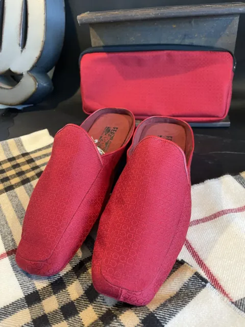 Salvatore Ferragamo | Red Jacquard Gancini Logo Slippers | 13US