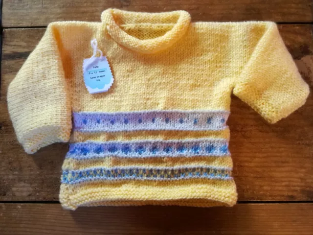 Jersey bebé. Hecho a mano realizado en lana. Color amarillo  . Talla 6-12 meses