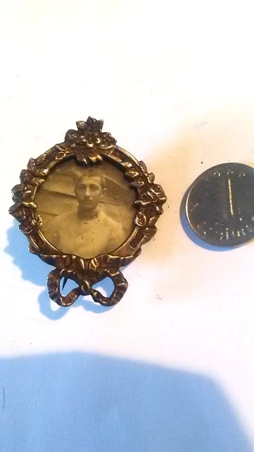 Broche Pégase En Métal Argenté - Émail Vert émeraude, Occasion, Modèle 552, Sans Marque