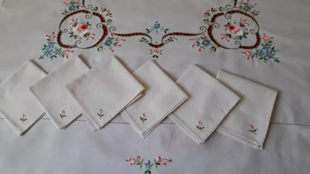 Vintage, unused, hand embroidered cotton table cloth 50"/127cm sq + 6 napkins