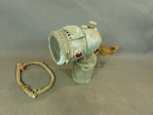 Ancienne Lampe De Vélo LA COURSIERE LUXOR - Verre Rouge, Métal - Occasion, état Correct