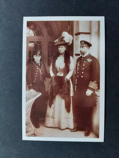 Nostalgia Postcard - Personalities - King George V, Queen Mary & Prince of Wales