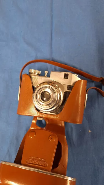 Macchina Fotografica Vintage Bencini Comet. Anni '60, Con Custodia Originale.