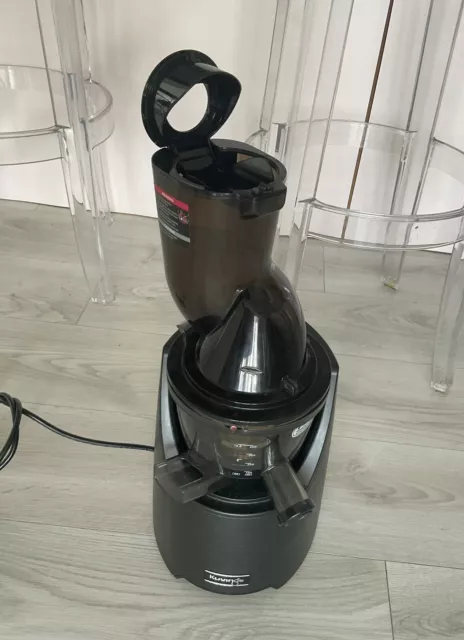 Kuvings EVO820 NS1226 CEC Titan Juicer - Black. Good Condition.