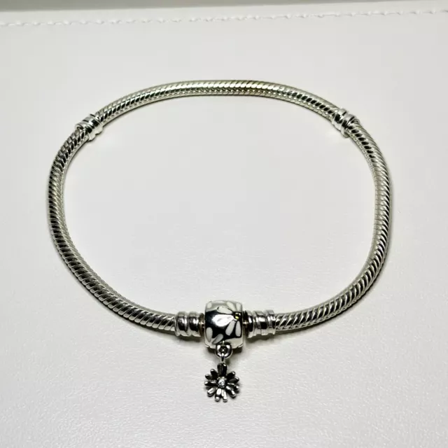 🖤 Pandora Moments Snake Chain Bracelet With Daisy Flower Clasp 18cm EUC 🖤