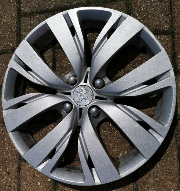 Peugeot 208 wheel trims deals