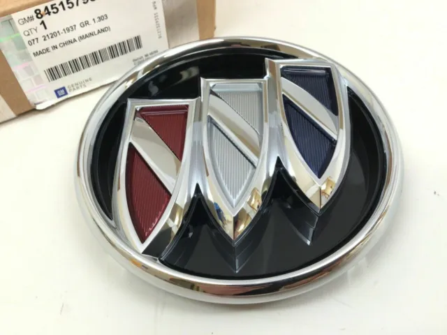 18-21 Buick Enclave Front Grille Chrome Black Tri Shield Emblem 84515795