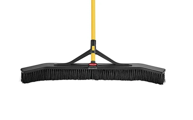 Rubbermaid Commercial  36" Maximizer Push-to-Center Broom HEAD ONLY 2018728