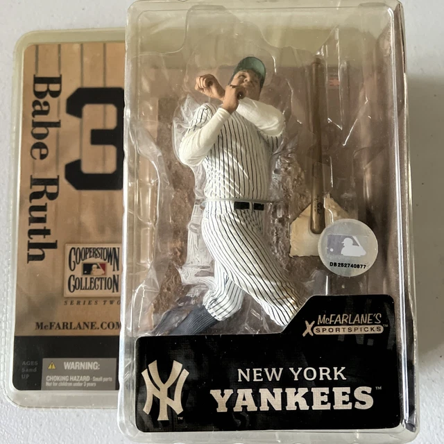 2005 McFarlane  Cooperstown Collection Babe Ruth #3 New York Yankee Hall Of Fame