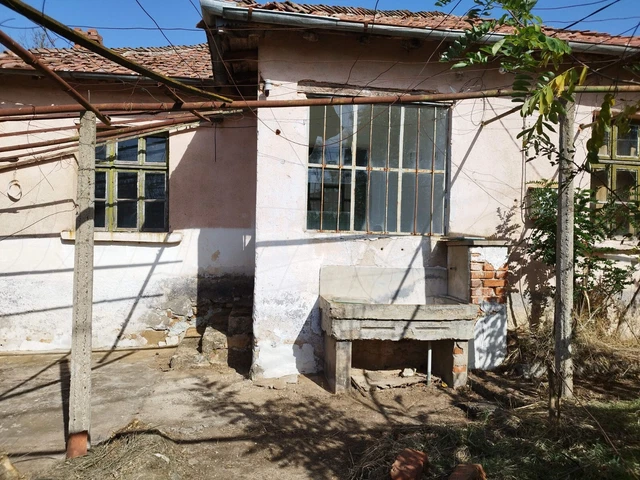 One-story house for sale with a large yard near Bolyarovo Bulgaria 2