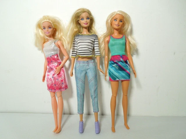3 MATTEL BARBIE Dolls Jointed at Knees All Blonde All Dressed