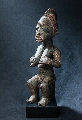 Hungaan, Female Ancestor Statue, D.R. Congo, Central African Tribal Arts