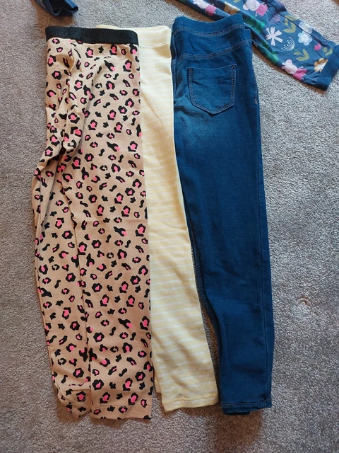 Large bundle of girls clothes aged 6-7 years 2