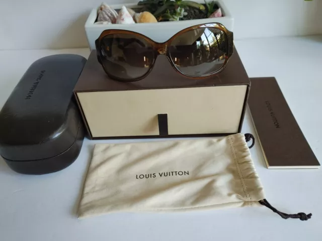 Louis Vuitton Women's Grease Gradient Orange W Sunglasses Z1120W