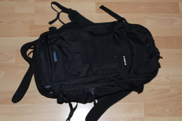 Evoc FR TRAIL E-Ride 20L Bike Fahrrad Rucksack & Protektor Gr. M / L Regenschutz