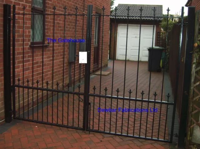 Wrought iron heavy duty driveway gates - York - Made to order - Other designs