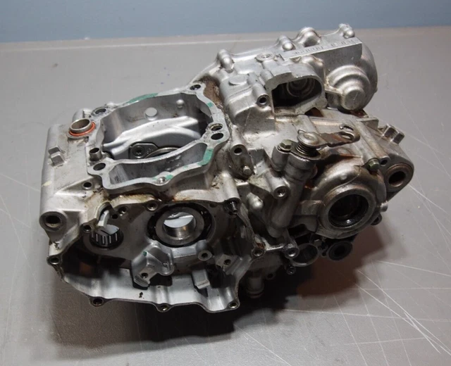 YAMAHA YZ400F YZ426F WR400F WR426F Crankcase Engine Case Set Left Right