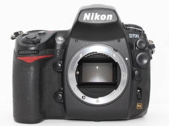 [MINT] Nikon D700 12.1MP Digital SLR Camera Black Body